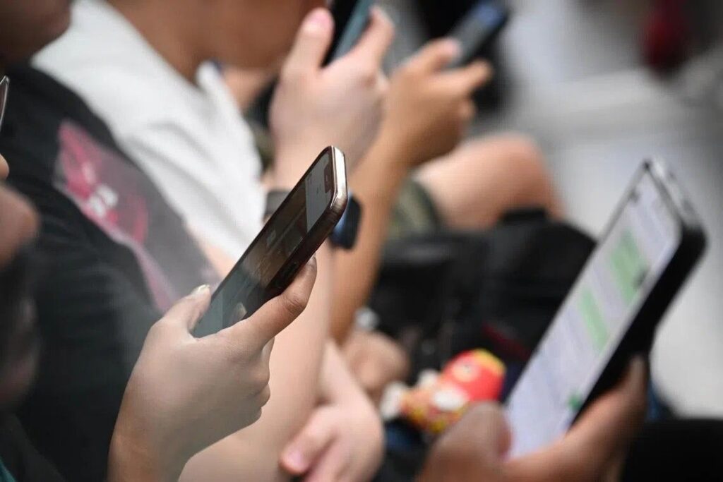Singapore App Store Audit: Harmful Apps and Safety Risks